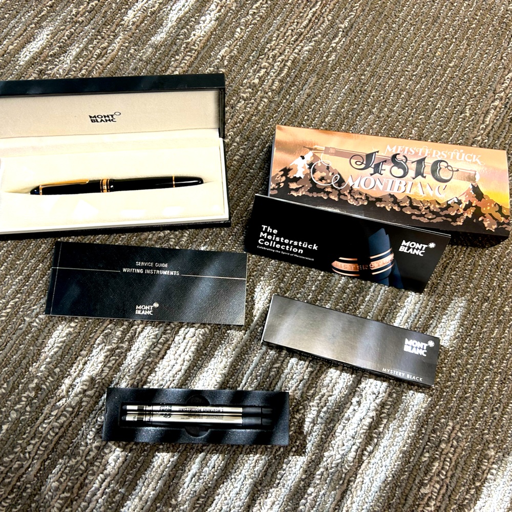 Montblanc Meisterstück 4810 Pen
